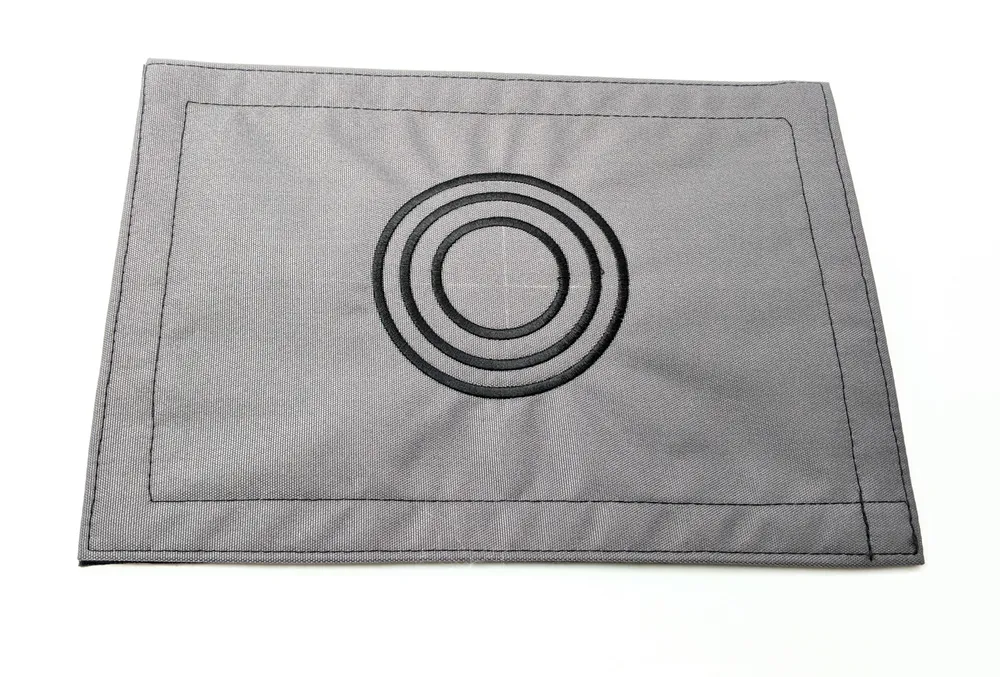 Окно "выход под трубу" Пингвин (с вставкой из негорючей ткани (серый))