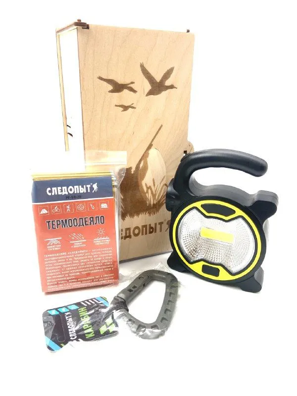 Подарочный набор "СЛЕДОПЫТ - Переправа" (коробка фанерная, термоодеяло, карабин, фонарь)/10/
