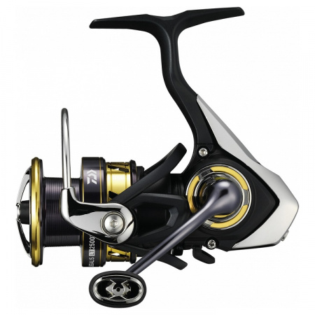 Катушка безынерционная Daiwa 17 Legalis LT (2500D)