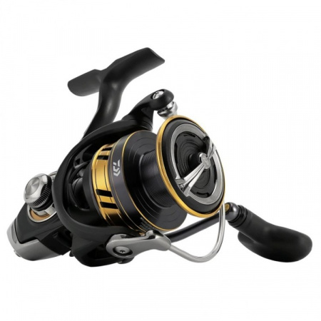 Катушка безынерционная Daiwa 17 Legalis LT (1000D)