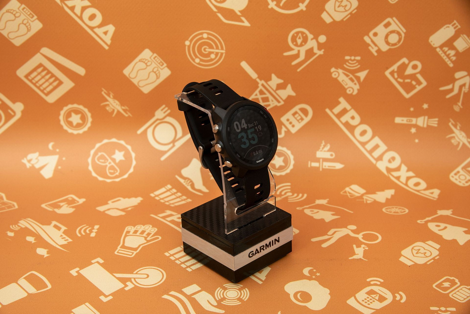 Спортивные часы Garmin Forerunner 245 Music GPS Wi-Fi EU/PAC Black/Red (010-02120-30)