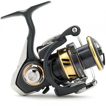 Катушка безынерционная Daiwa 17 Legalis LT (2000D)