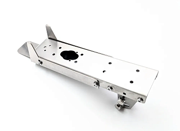 Крепление датчика эхолота Garmin GT56 под лодку с фиксацией носика в приклеенный карман