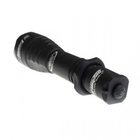 Фонарь Armytek Predator v3 Pro XB-H теплый свет