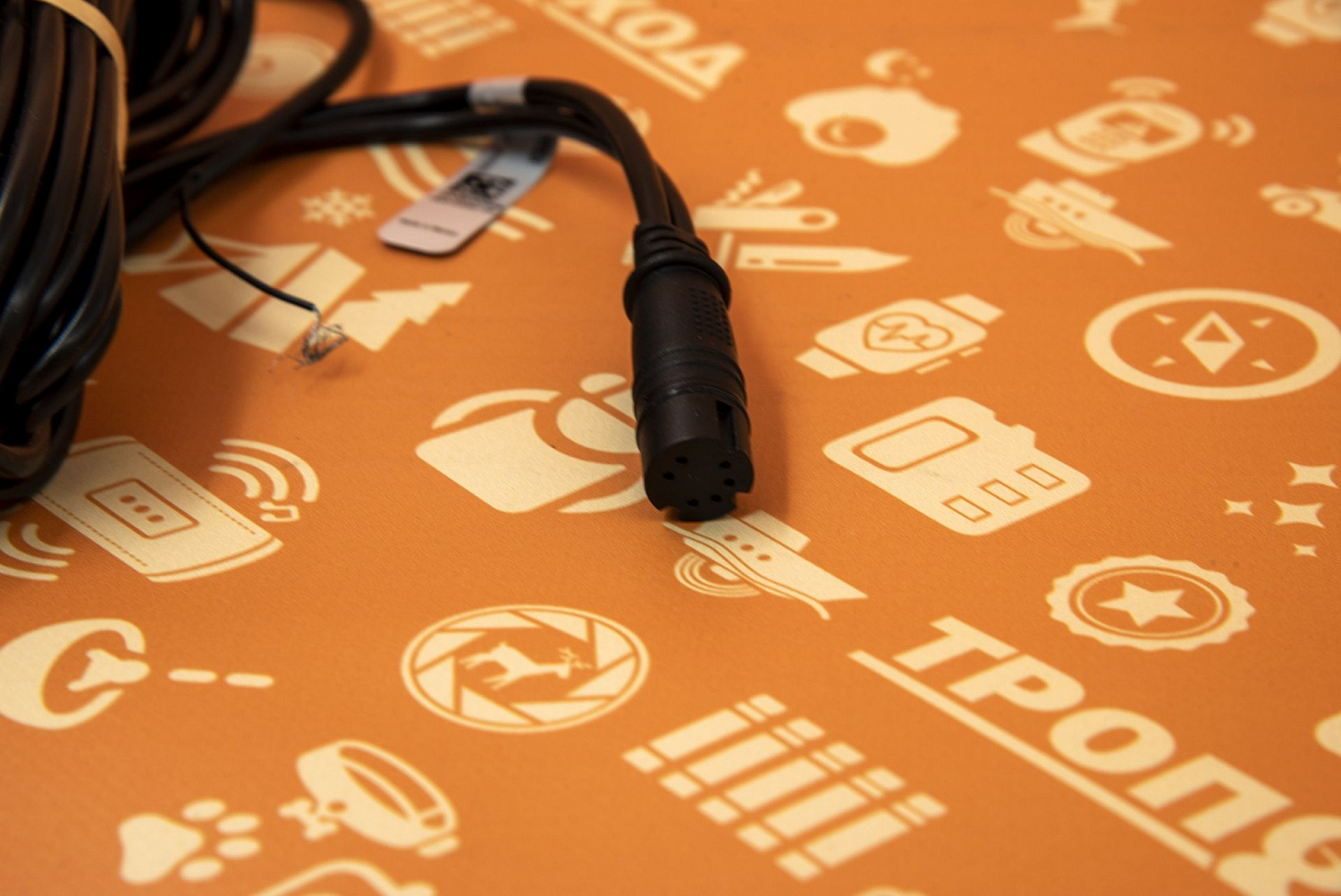 Эхолот Lowrance HOOK2-4x с датчиком Bullet Skimmer