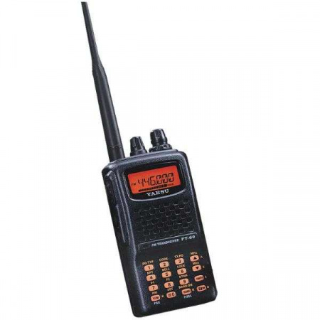 Радиостанция Yaesu FT-60R B3