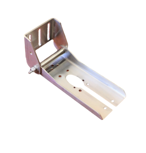 Усиленное крепление датчика эхолота Garmin к транцу